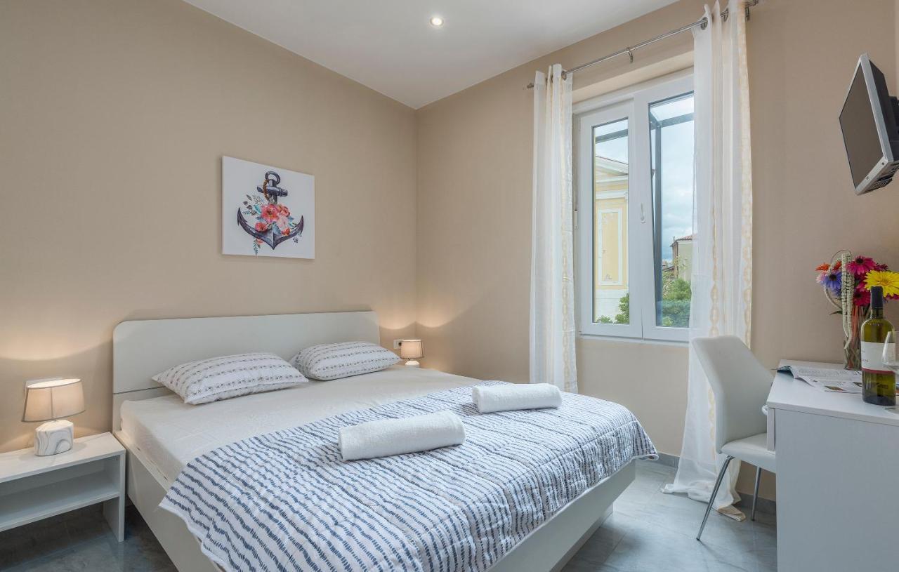 Roberto Rooms Poreč Extérieur photo