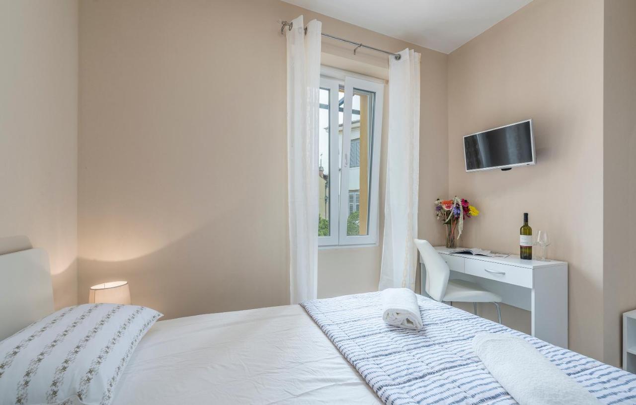 Roberto Rooms Poreč Extérieur photo