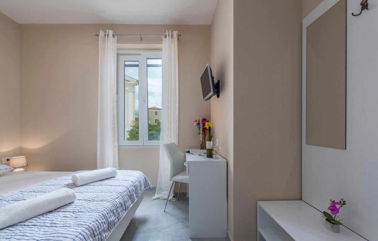 Roberto Rooms Poreč Extérieur photo